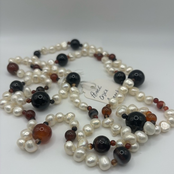 Pearl Onyx Carnelian Gemstone Necklace - Picture 5 of 8